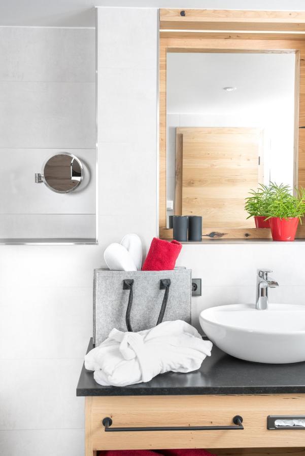 Chalet-Ferienwohnung Giebeltraum, 115 Qm, Wellness/Fitness/Sauna - Bergroedelhof Feilitzsch Exteriör bild