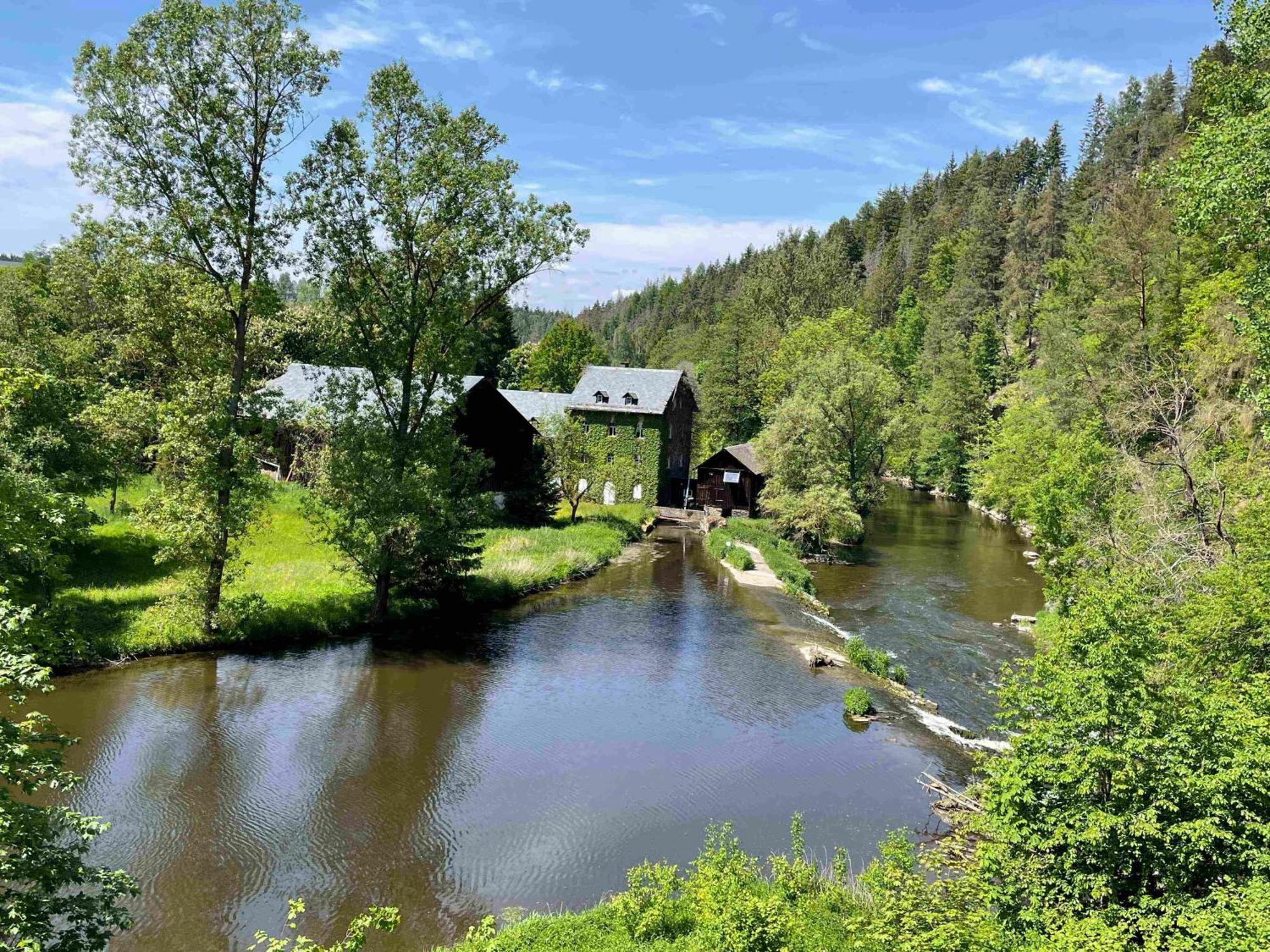 Chalet-Ferienwohnung Giebeltraum, 115 Qm, Wellness/Fitness/Sauna - Bergroedelhof Feilitzsch Exteriör bild